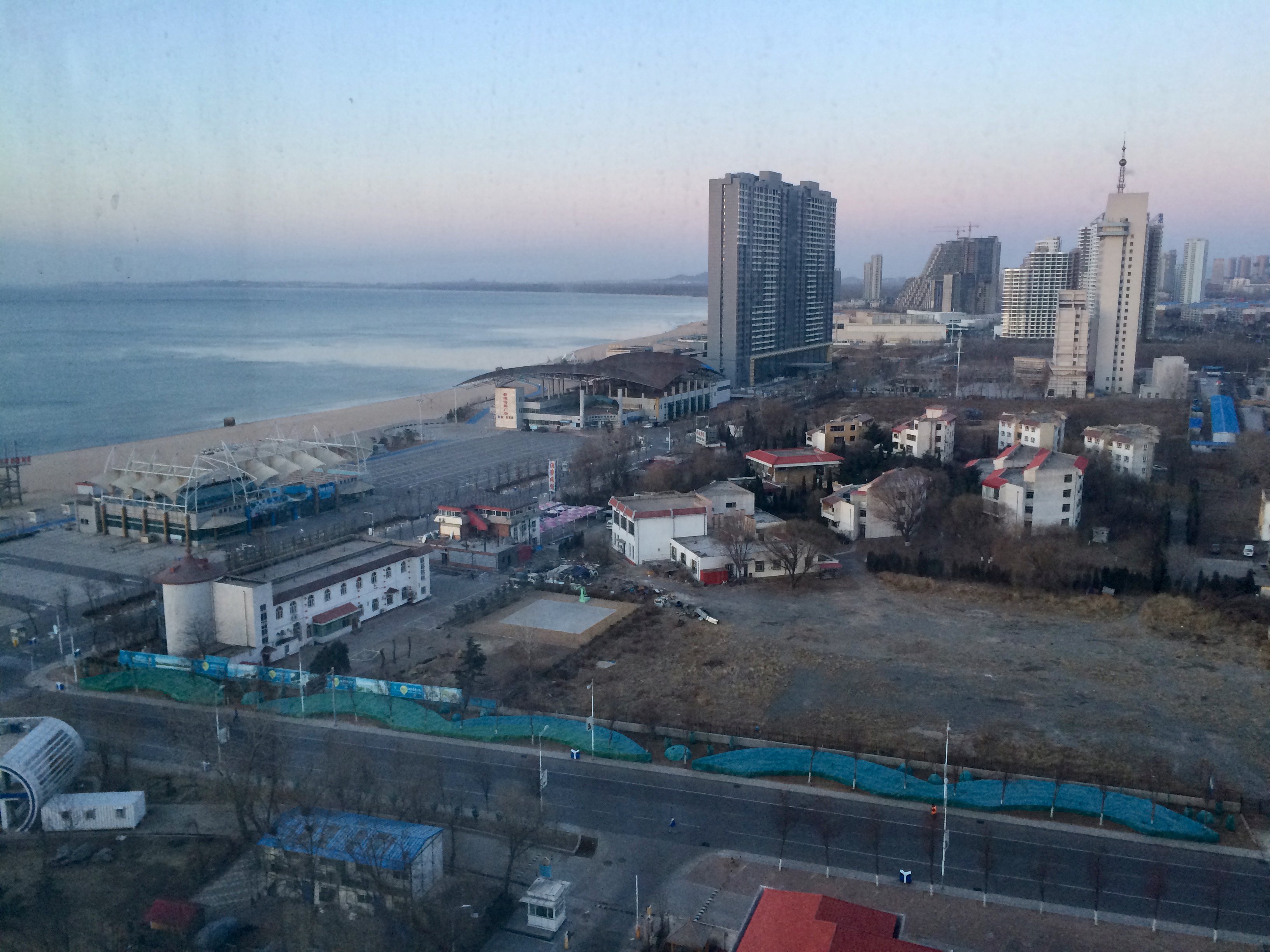 Ein Blick aus einem Hotelzimmer in Shanhaiguan